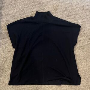 Mock neck short sleeve sweater